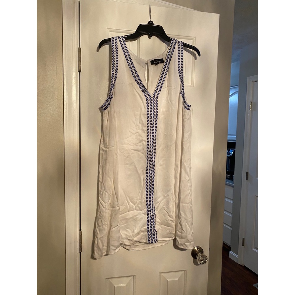 Lulu’s White Sleeveless Dress